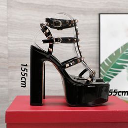 Top designer sandales ultra talon haut talon étanche plate-forme pour femmes sandales sandales spaghetti combinaison dames en cuir de luxe en cuir chaussures taille 35-42