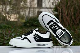 Top Designer Chaussures Chaussures de sport Baskets Randonnée en plein air Cyclisme Marche Course Noir Blanc Marron Sangle de tête ronde Amorti Résistance à l'usure antidérapante