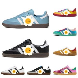 Top deigner Chaussures Originals Handball Spezial Vegan Og 00S Casual Chores pour hommes Femmes Traine Cloud White Core Noir Bonne Bonne Collegiate Green Gum Outdoor Sports 270