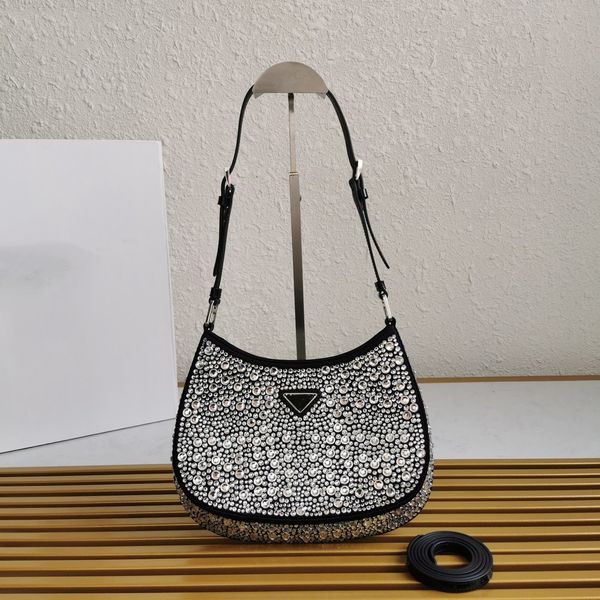 Top Designer Sac à bandoulière unique Diamant Sac à bandoulière pour femme Nouveau sac à main en cristal Mode d'été Sac à main sous les bras Sac à main de luxe Sac à main en nylon brillant Qualité Classique Brillant