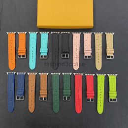 Top de créateurs Boucles cadeaux Bands de montre pour Apple Watch Band 45 42 38 40 44 49 MM BANDES STRAP DE COURT