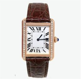 Topontwerpers Luxe damespolshorloges tankhorloges voor dames quartz Diamond Rose Gold Platinum vierkante gezichtshorloges roestvrij staal dames elegant cadeau voor dames