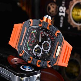 Top Digite Version Skeleton Cadran tout Fibre Case Japan Sapphire Mens Watchs Rubber Designer Sport Watches309a
