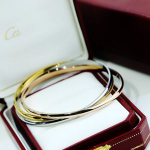 Designer haut de gamme Bracelet Bracelet Triple Ring Gold Sliver Bracelet Designer Fomen Women Luxury Jewelry Couple pour les femmes Good Good
