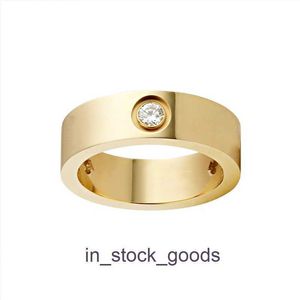 Salles de concepteur de haut extrémité pour femmes Carter Ring Super High Version Love Ring Couple Ring Electroplated Rose Gold Beatfuly Chain Original 1: 1 avec un vrai logo
