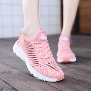 Top Fashion 2021 Off para hombre para mujer Deporte Zapatos para correr de alta calidad Color sólido Transpirable Corredores al aire libre Pink Knit Tenis Zapatillas de deporte Tamaño 35-44 WY30-928