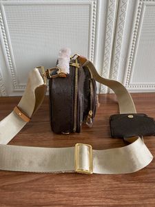 Top qualité de la mode dames dîner sac designer de luxe en cuir toile lettre ronde motif de fleur unique épaule taille 18-11-10cm M80446