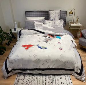 Parure de lit quatre pièces en pur coton, drap de lit, housse de couette imprimée, literie en coton sans cœurs, automne et hiver