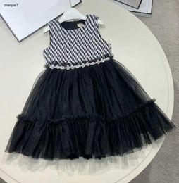 Top Girl Dress Lace Vestidos para niños Tamaño 110-160 Diseñador de bebé Skirt Diamond Flower Bintar Diseño Nittar Frock Dec10