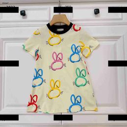 Top Girls Robes Colorful Rabbit Pattern Printing Baby Clothes Design Design Kids Summer Robe Nouvelle Arrivée Jupe minimaliste