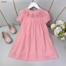 Top Girls Hobe Kids Designer Clother Girl Jirt Taille 100-160 cm Princess Robe Fleur Broidered Collar Baby Roule 24MA