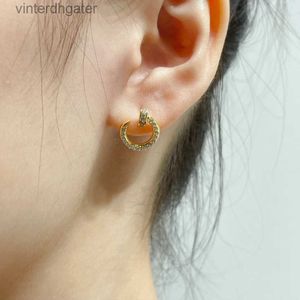 Boucles d'oreilles de concepteur originales Carter de qualité supérieure pour femmes haut de gamme S925 Boucles d'oreilles cloutées en diamant à plateau épais pour femmes avec logo de marque d'origine