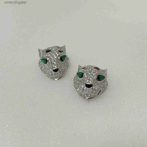 Boucles d'oreilles de concepteur originales Carter de qualité supérieure pour femmes S925 Boucles d'oreilles de tête léopard émeraude en diamant à haut carbone incrusté de chat sexy avec logo de marque originale