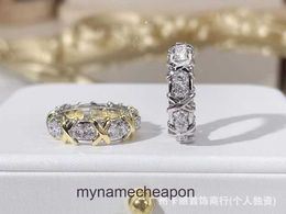 Anneaux de concepteur de qualité supérieure pour femmes Tifancy Stone Cross Diamond Ring Couple Couple Couple 18K Gold Premium Luxury and Exquise Ring Fomen Women Original 1: 1 avec un vrai logo