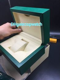 Hoogwaardige groene houten horlogedoos van het merk, maar wordt niet per stuk verkocht, moet samen met watch312Y worden besteld