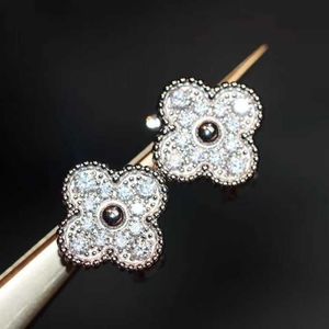 Boucles d'oreilles en diamant complet de luxe de luxe de haut niveau Fanjia Clover en diamant complet