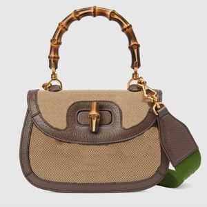 Sac à poignée supérieure avec sacs à bandoulière en bambou pour femmes Sacs à main de luxe Womens Designer Cross Body Bag Sac à dos Totes Fourre-tout Sacs à main Hobo 2022 22 2112282