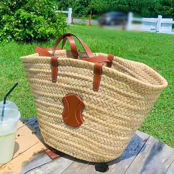 Poignée supérieure Pochette panier TRIOMPHE pour homme Sac Portefeuille pour femme Sacs à main Week-end Sacs de plage Designer de raphia Sacs à bandoulière Sac fourre-tout de luxe Tissage de paille Sac seau à bandoulière