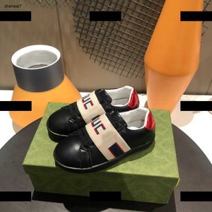 Top Kids Casual Shoe Child Sneakers Baby Athletic Hands Design Nieuwe Listing Box Packaging Spring Children's Size 26-35