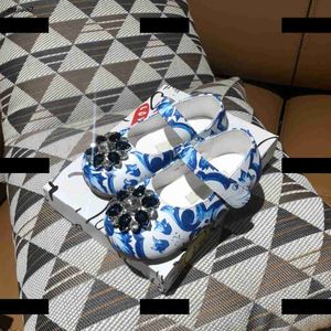 Top Kids Casual Shoe Child Sneakers Baby Athletic Shoes Nieuwe Lijst Bowknot Design Girls Products Box Packaging Children's Size 26-35