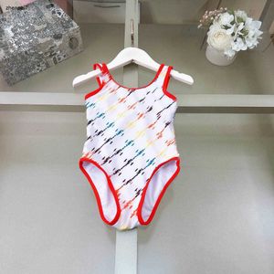 Top Kids One-Pieces Swimsuit Red Rand Girls Swimwear Maat 80-150 cm Zomer Kind Beach Bikinis Designer Kinderen Swimwears 24 May