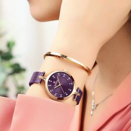 Top Ladies Watch Relojes de cuarzo 24MM Moda Casual Reloj de pulsera para mujer Atmosférico Business Montre De Luxe Gift Color1