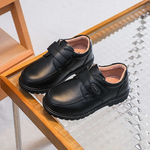 Top Layer Cowhide Boys 'Echt lederen zachte zool, medium tot grote schoenen, Engelse stijl Black Children's Performance Shoes