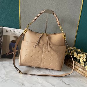 Cuir haut en cuir vintage de haute qualité Sac de créateur de luxe Femme à main sac à main Sac de grande capacité Femme Pursets Mentleman Classic Classic Sags Sac à bandoulière