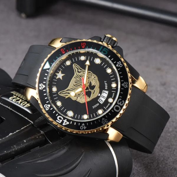 Relojes de pulsera Gu de la mejor marca de lujo para hombres AA Relojes para hombre Reloj de cuarzo Reloj de diseño de alta calidad con función de calendario Cinturón de goma Moda