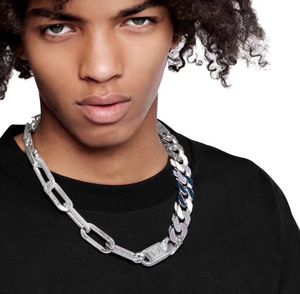 Top luxe design ketting nieuwe arrive mode mannen titanium stalen graveren vier blad bloem gekleurde emaille diamant dikke ketting links kettingen