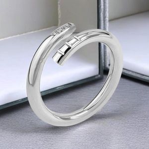 Bague de luxe de luxe pour femmes, bague en forme de cœur, conception originale, bague d'amour de haute qualité, vente en gros, loisirs en plein air, événements formels, mariage, dhgate