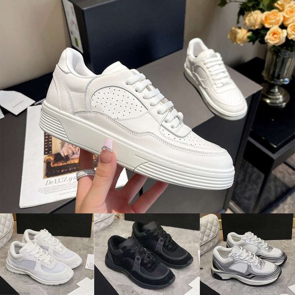 Zapatos de diseñador de lujo para hombre Zapatos casuales para mujer Zapato de cuero plano blanco Producto 23A Zapatilla de deporte Zapatillas bajas negras blancas con tamaño de caja 35-40