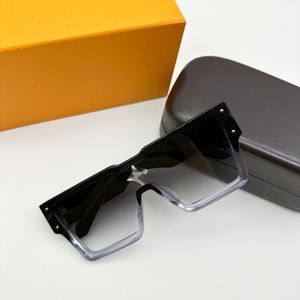 Top lunettes de soleil de luxe pour femmes et hommes Mode 1547 Cyclone Lunettes de soleil en cristal transparent Cadre transparent Protection UV Livré avec emballage