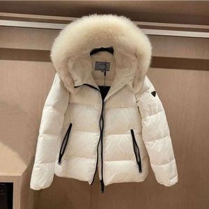 Top diseños de lujo Calidad de marca Mujer Lady Girl Down Jacket Prandaits Marca White Duck Downs Foxes Cuello de piel Fluffy Warm Belted Parka informal