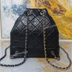 Top Luxury Gabrielle Bag Diseñador de bolso con mochila de cadena vintage de cuero genuino Diamante de diamantes Packpack para mujeres