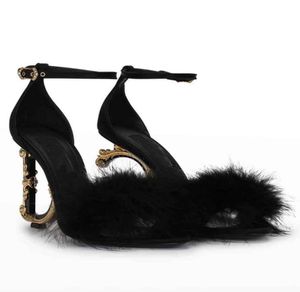 Top Luxe Keira Sandalen schoenen Dames Baroccoheel Black Feather Anklestrap Kalfsleer Baroquel Heels Party trouwjurk Sexy Pumps7787757
