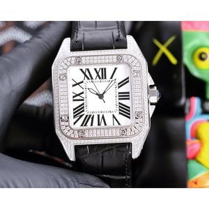 Top Luxury Lady Vintage Man Watch Designer de luxe Montres neutres Classic Vintage Mouvement mécanique WatchClassic Square Wristwatch No Box