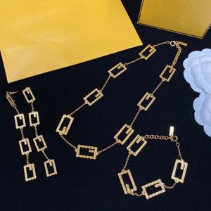 Collier de luxe haut de gamme, boucles d'oreilles de styliste, Bracelet chaîne en or, collier d'amoureux, breloque lettre, cadeau pour femme