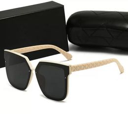 Top gafas de sol polarizadas de lujo diseñador de lentes polaroid para mujer Gafas para hombre Gafas para mujer Marco de anteojos Gafas de sol de metal vintage con