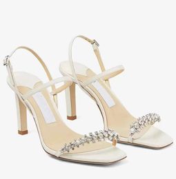 Top luxe zomer meira sandalen schoenen voor vrouwen kristal strappy lady gladiator sandalias perfecte hoge hakken bruids bruiloft bruidstoffen