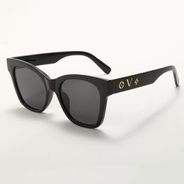 Top lunettes de soleil de luxe polaroid lentille designer femmes hommes lunettes senior lunettes pour femmes lunettes cadre vintage lunettes de soleil en métal avec A6635