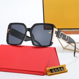 Fashion Luxury Sunglasses Designer pour femmes Polaroid Cat Eye Lens Design Womens Mens Goggle Senior Eyewear Eyeglasss