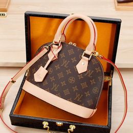 Top Luxurys Designers Tassen Speedy Alma BB Shell Tas Women Handtas Leer Bloem Embosedie Schouderlouise Turn Vutton Crossbody Viuton Bag Messenger Handtassen