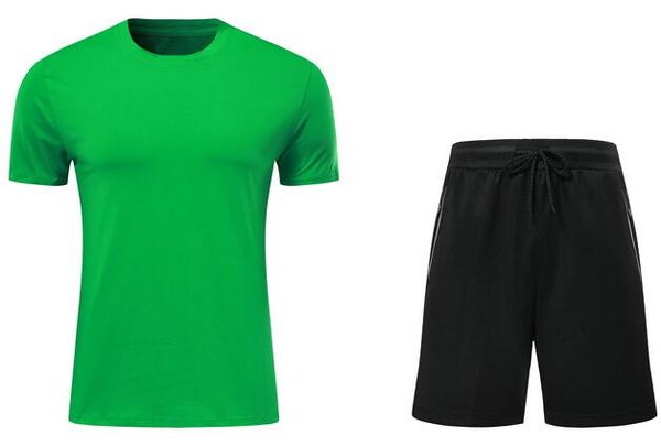 Top Men's Mesh Performance Custom Shop Soccer Jersey définit des vêtements de football personnalisés avec autant de styles de couleurs différentes pour hommes Design en ligne