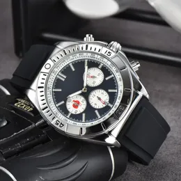 Top Men Watch Quality Navitimer Chronograph Quartz Movement Limited Black Dial 50TH ANNIVERSARY Watch Bracelet en caoutchouc