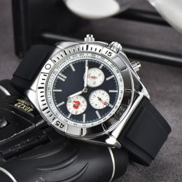 Top Men Watch Quality Navitimer Chronograph Quartz Movement Limited Black Dial 50th Anniversary Watch Rubber Riem