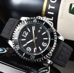 Top Herenhorloges Hoge kwaliteit Full Function Chronograaf Designer Horloges 42mm Nylon Horloges Quartz Klok Relogio Masculino