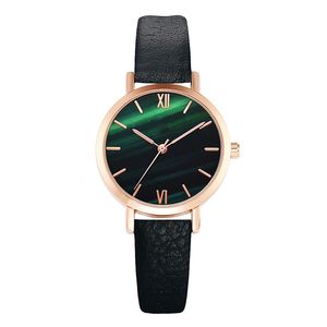Montre de Luxe Ladies Watches Quartz Watch 40 mm Fashion Wristwatch Femmes Horaire montre la boutique atmosphère du bracelet pour copine Cadeau