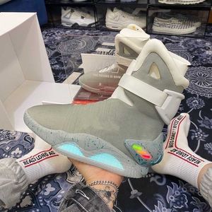 TOP NEW Retour vers le futur Air Mag Sneakers Marty Mcfly's Led Shoes Glow In Dark Grey Mcflys Sneakers Taille 38-48