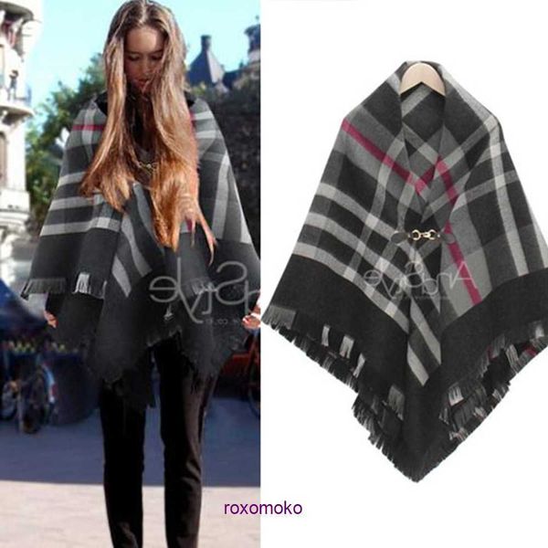 Top Original Bur Home Bufandas de invierno tienda en línea 2023 Corea del Sur East Gate Botón de otoño Estilo Moda y ambiente British Plaid Large Cape